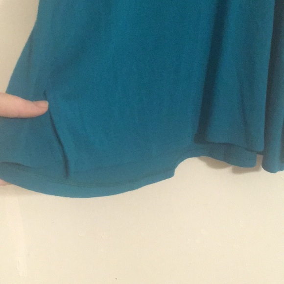 Flowy, bright EXPRESS Turquoise Tank Top (size M) - Picture 8 of 8